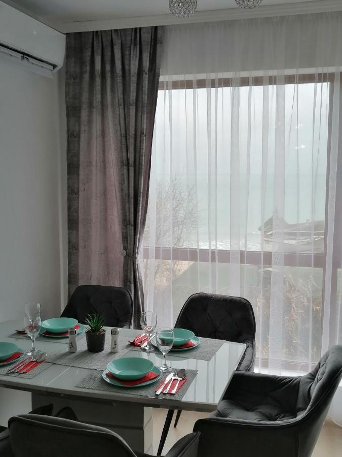 Relax Apartament Varna Exteriör bild